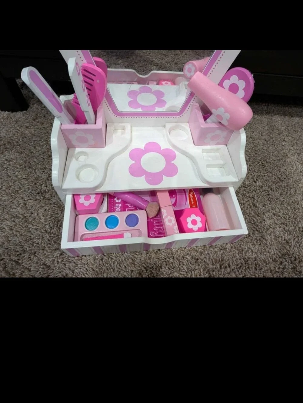 Melissa and Doug wood vanity makeup set